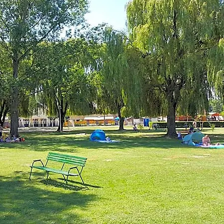 Bed & Breakfast Balaton Panzio 3*