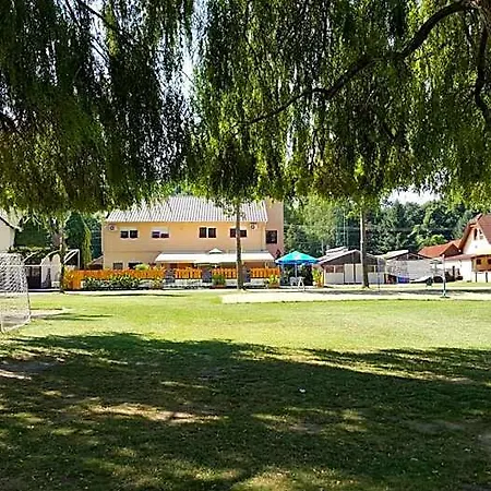 Balaton Panzio 3*