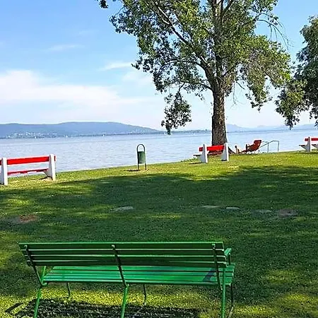 Balaton Panzio Bed & Breakfast