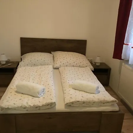 Balaton Panzio Balatonberény