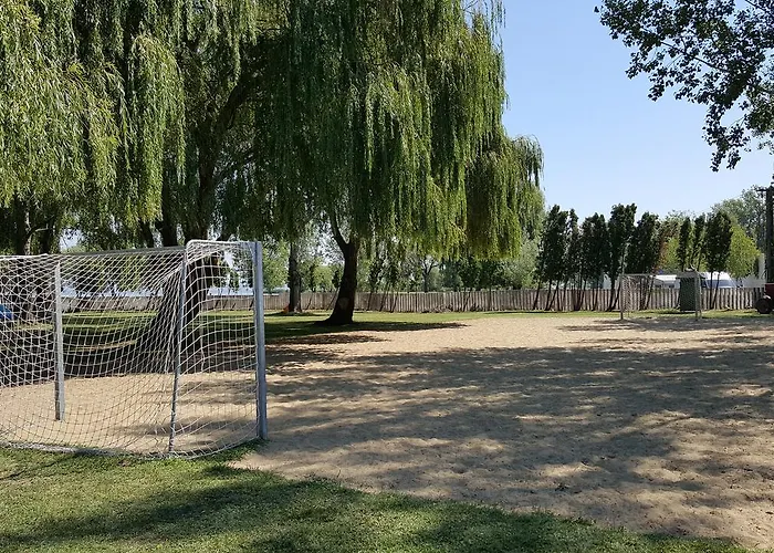 Balaton Panzio Oda ve Kahvaltı Balatonberény